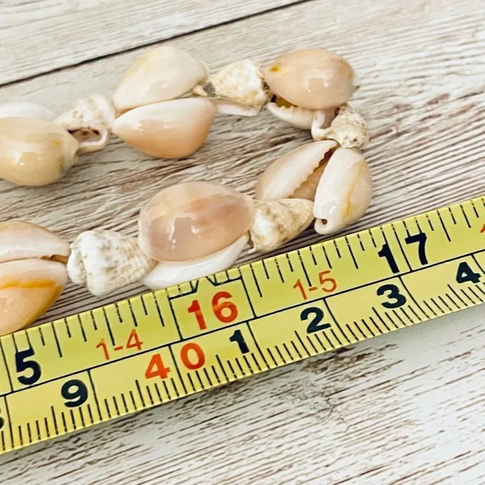 Vintage Gorgeous Ivory white Natural Seashell Sea Shell 17” Drop Long Necklace